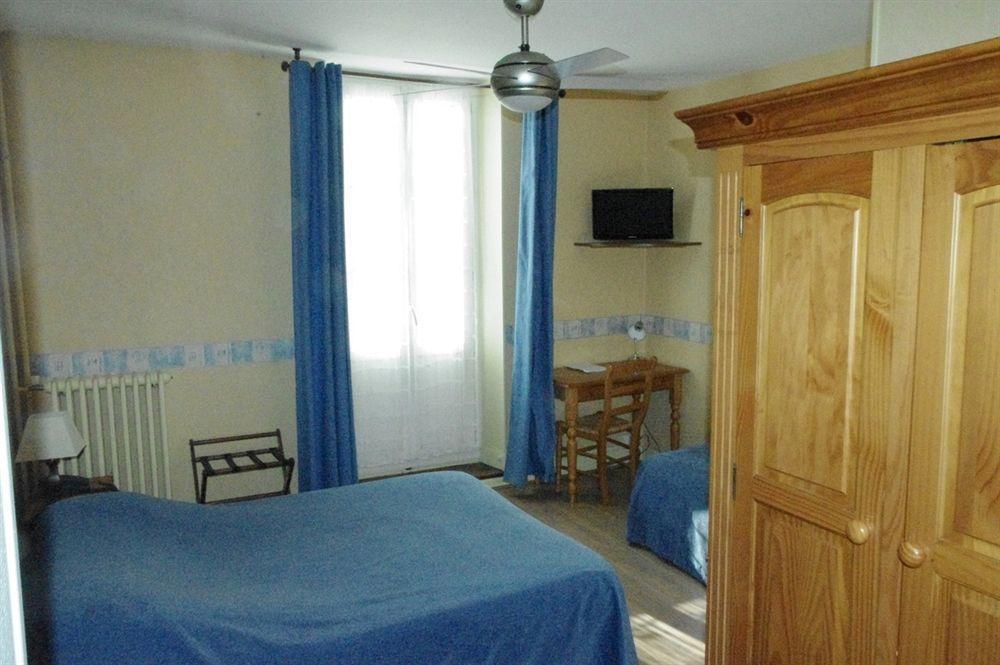 Hotel Des Ducs Невер Екстериор снимка